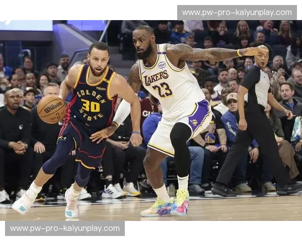 勇士vs太阳：一场触及灵魂的史诗级对决，4.6重温经典瞬间